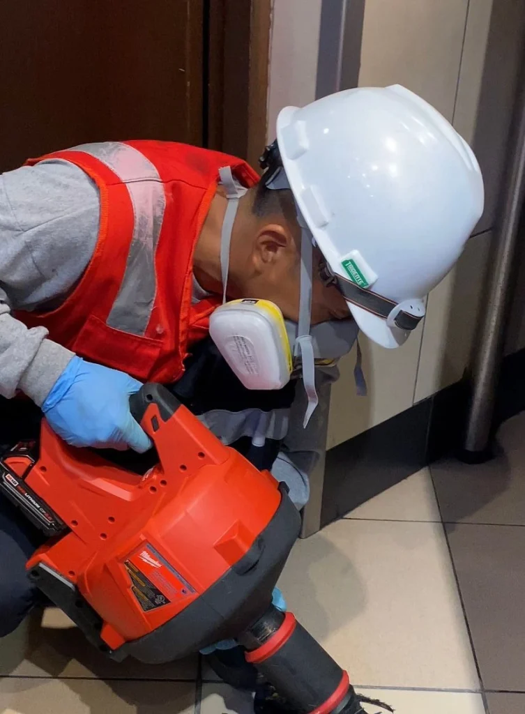 SONDEO-Y-LIMPIEZA-DE-TUBERÍAS-peru